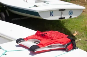 Gill lifejackets